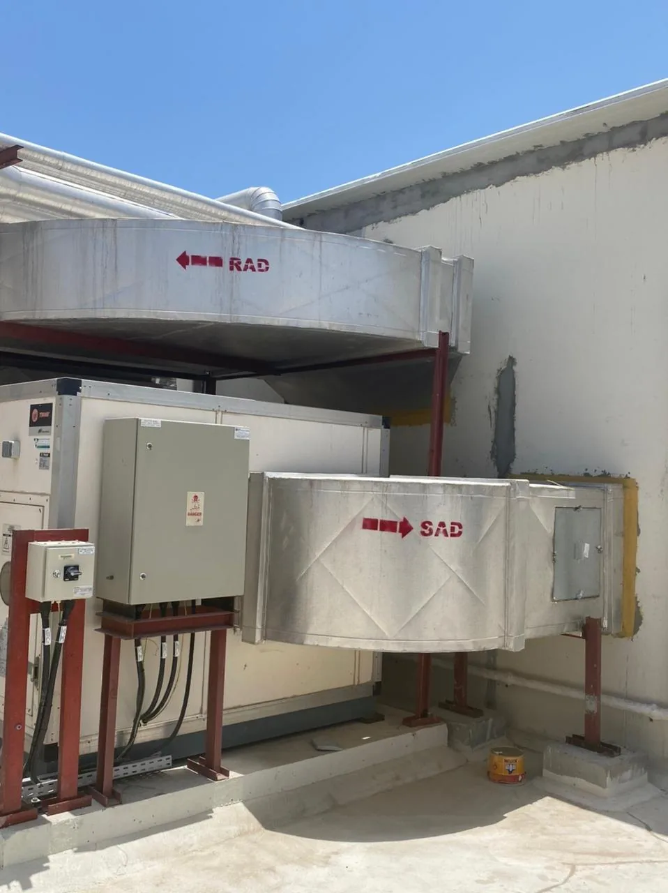 Air handling unit with supply and return ductwork